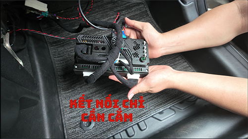 Bộ chuyển đổi màn hình Android VF5 thiết kế sáng tạo – nâng tầm nội thất xe