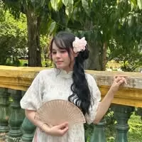 Chị Quỳnh Anh