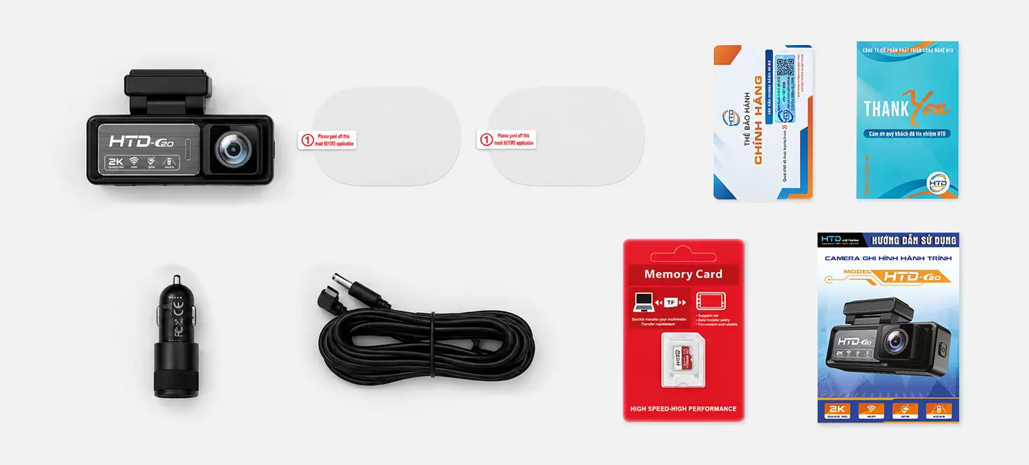 Bộ sản phẩm camera hành trình HTD C20-2K gồm camera, dây cấp nguồn ô tô, miếng dán 3M và thẻ nhớ