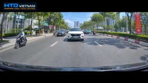 Khung hình camera sau HTD C26 3M trên Kia Carnival