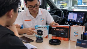 Kỹ thuật viên HTD tư vấn lựa chọn Android Box AP-168 và D15 Ultra New phù hợp với nhu cầu sử dụng ô tô