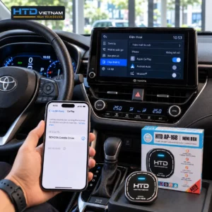 Menu kết nối điện thoại trên màn hình zin ô tô và mục CarPlay trong Cài đặt iPhone