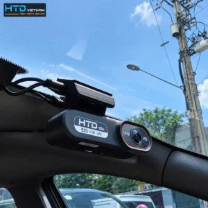 Vị trí gắn camera sau gương chiếu hậu trên kính lái Mitsubishi Xpander trước khi lắp