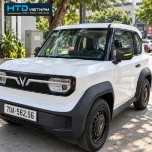 VinFast VF3 trong ca lắp gương điện HTD G1-VF3, nhìn từ phía cửa lái